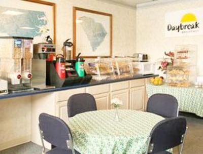 фото отеля Downtown Inn & Suites