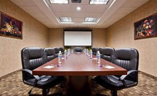 фото отеля Holiday Inn Express Hotel & Suites North East (Pennsylvania)