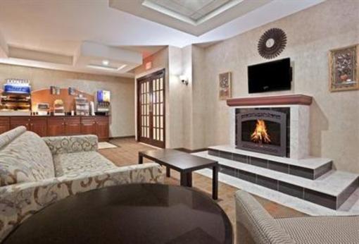 фото отеля Holiday Inn Express Hotel & Suites North East (Pennsylvania)