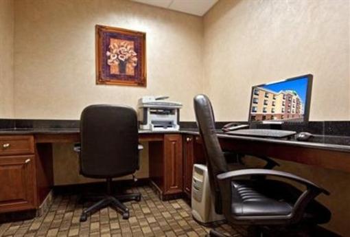 фото отеля Holiday Inn Express Hotel & Suites North East (Pennsylvania)