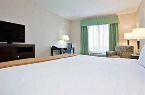 фото отеля Holiday Inn Express Hotel & Suites North East (Pennsylvania)