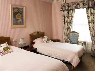 фото отеля Ritz Edinburgh