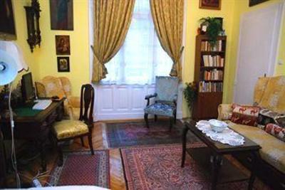фото отеля Fovam Square Apartment Budapest