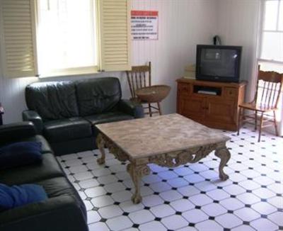 фото отеля Aussie Way Backpackers Hostel