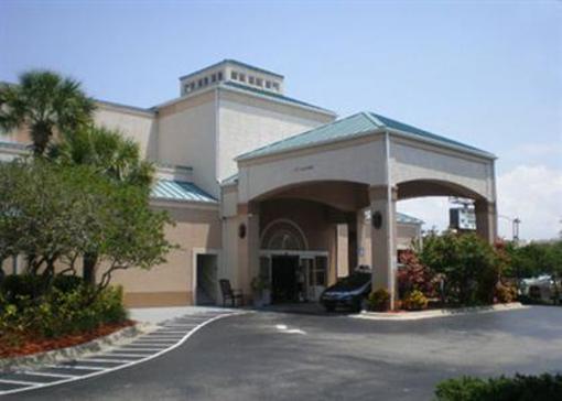 фото отеля Quality Suites Near Orange County Convention Center