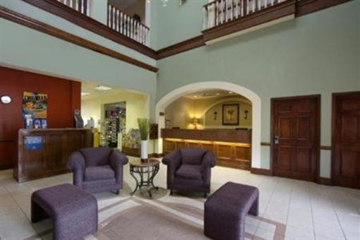 фото отеля Quality Suites Near Orange County Convention Center