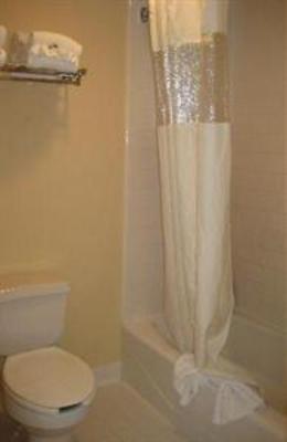 фото отеля Quality Suites Near Orange County Convention Center