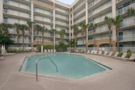 фото отеля Quality Suites Near Orange County Convention Center