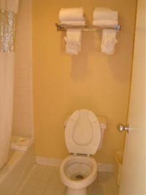 фото отеля Quality Suites Near Orange County Convention Center