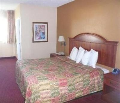 фото отеля Quality Suites Near Orange County Convention Center