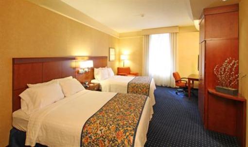 фото отеля Courtyard by Marriott Boston Copley Square