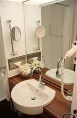 фото отеля Ramada Hotel Britannia Hannover