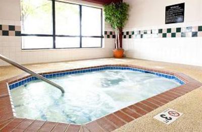 фото отеля Hampton Inn Maple Grove
