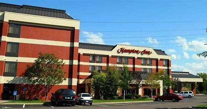 фото отеля Hampton Inn Maple Grove