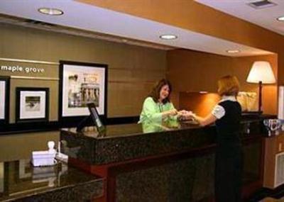 фото отеля Hampton Inn Maple Grove