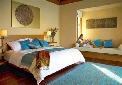 фото отеля Anantara Dhigu Resort & Spa