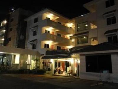 фото отеля Wiangchomphu Hotel Chiang Mai
