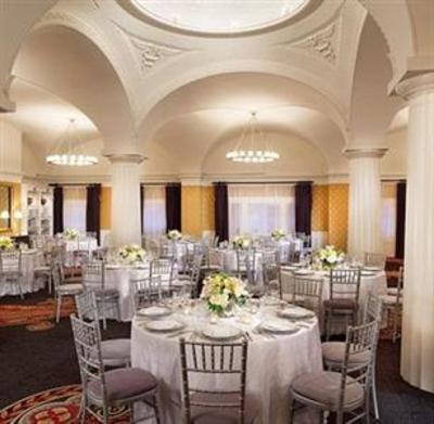 фото отеля Courtyard Hotel Convention Center Washington D.C.
