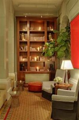 фото отеля Courtyard Hotel Convention Center Washington D.C.