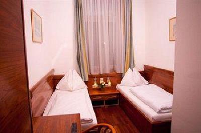 фото отеля Hotel Strasser