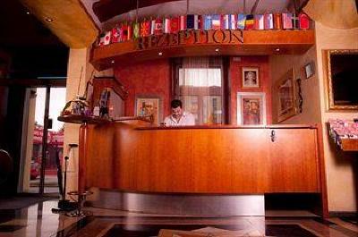 фото отеля Hotel Strasser