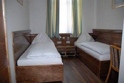 фото отеля Hotel Strasser