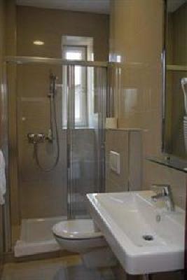 фото отеля Hotel Strasser