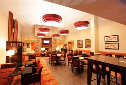 фото отеля Hampton Inn & Suites Phoenix Chandler Fashion Center