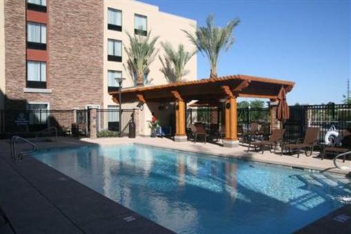 фото отеля Hampton Inn & Suites Phoenix Chandler Fashion Center