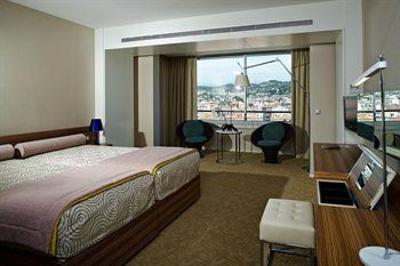 фото отеля Le Grand Hotel Cannes