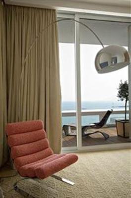 фото отеля Le Grand Hotel Cannes