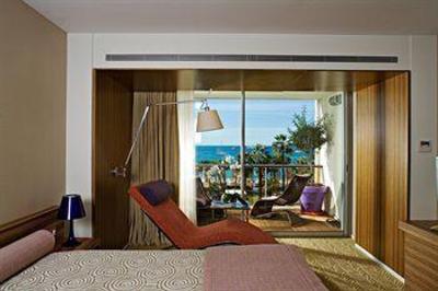 фото отеля Le Grand Hotel Cannes