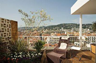 фото отеля Le Grand Hotel Cannes