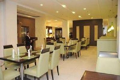 фото отеля Alpa City Suites