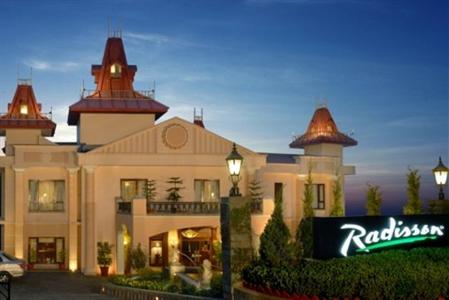 фото отеля Radisson Hotel Shimla