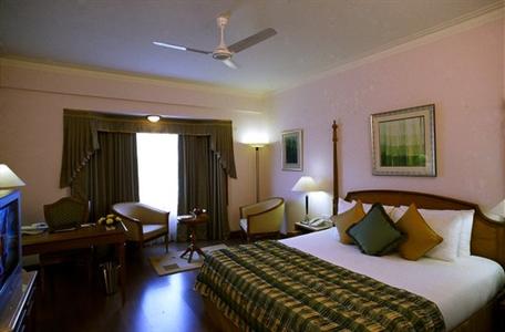 фото отеля Radisson Hotel Shimla