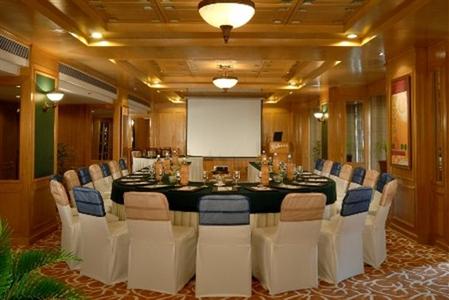 фото отеля Radisson Hotel Shimla