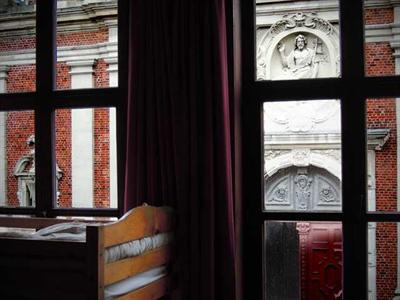 фото отеля Snuffel Backpacker Hostel