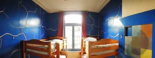 фото отеля Snuffel Backpacker Hostel