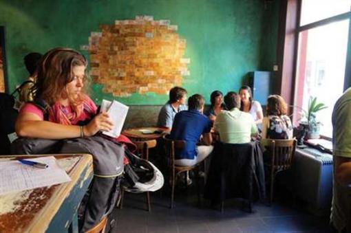 фото отеля Snuffel Backpacker Hostel