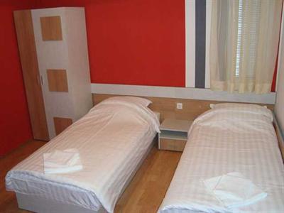 фото отеля The Economy Guesthouse