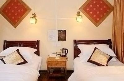 фото отеля Lazy Sun Inn Lijiang