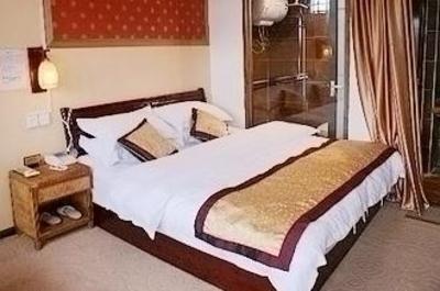 фото отеля Lazy Sun Inn Lijiang