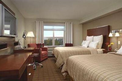 фото отеля Four Points by Sheraton Victoria Gateway