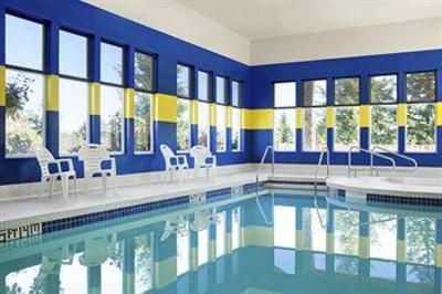 фото отеля Four Points by Sheraton Victoria Gateway
