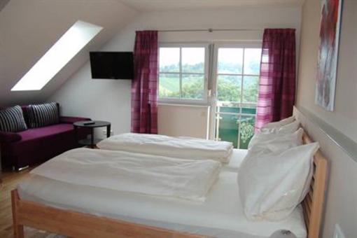 фото отеля Weingut Winzerzimmer Toso