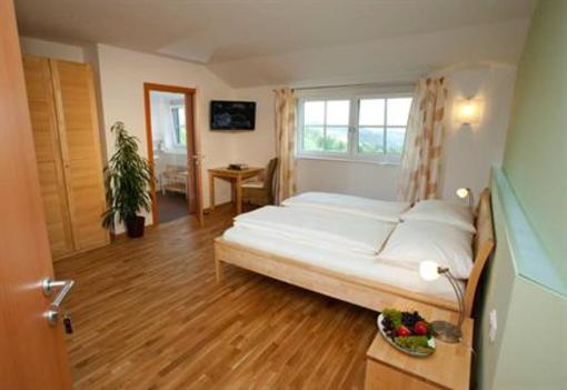 фото отеля Weingut Winzerzimmer Toso
