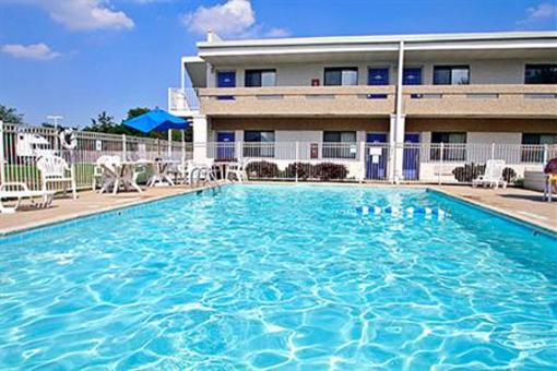 фото отеля Motel 6 Chicago West Villa Park (Illinois)