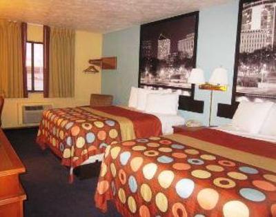 фото отеля Super 8 Park City/North Wichita