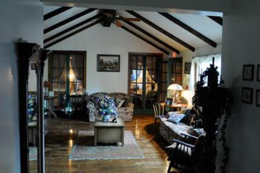 фото отеля Gregory House Country Inn